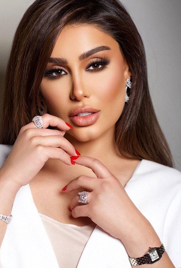 مجوهرات هنادي الكندري من القطع الكلاسيكية الأنيقة إلى التصاميم العصرية الجريئة