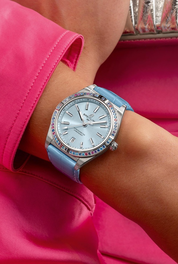 ساعة يد نسائية بألوان الباستيل