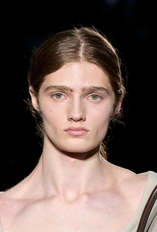 استفيدي من النصائح والطرق الفعالة المقدمة للتخلص من تصبغات الجلد والحصول على بشرة صافية قبل نهاية 2024