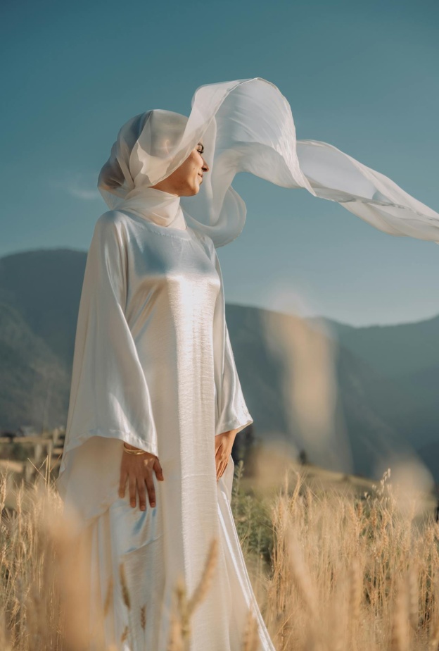 المرأة الإماراتية عنوان الكفاح العربي النسوي المشرف الذي نفتخر به