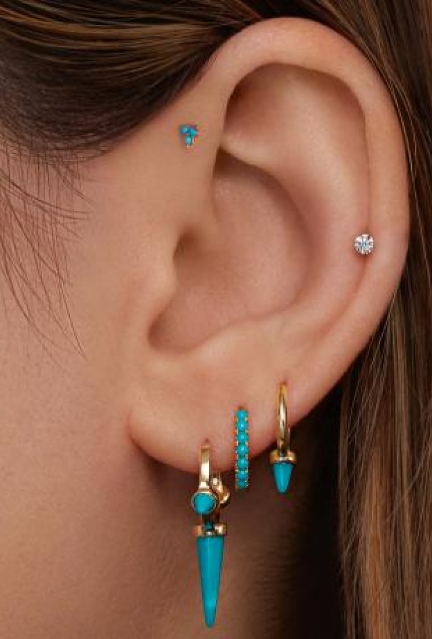 قرط من ماريا طاش  Maria Tash 