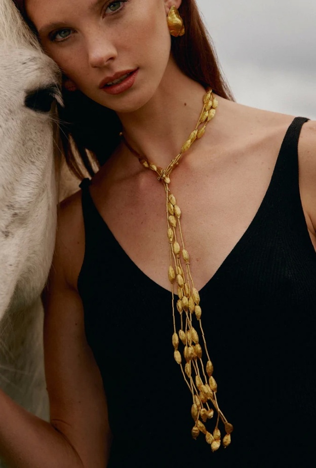 مجوهرات ذهب