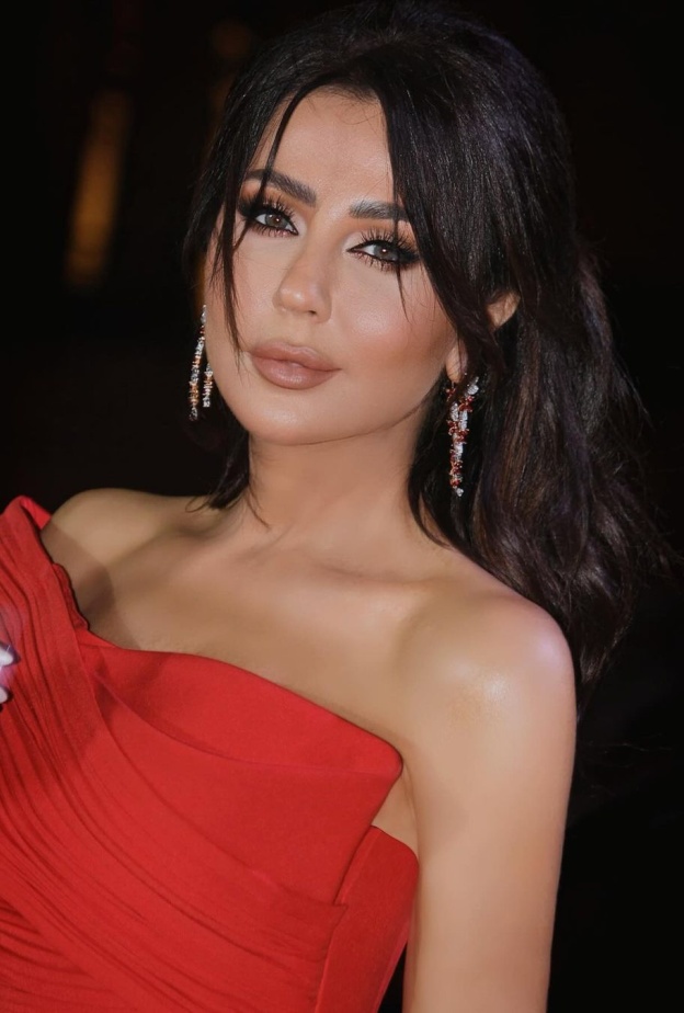 رابعة الزيات صورة من حسابها على انستغرام