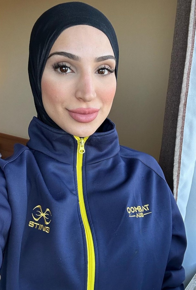 صيحة المكياج البني الفاتح من وحي تينا رحيمي