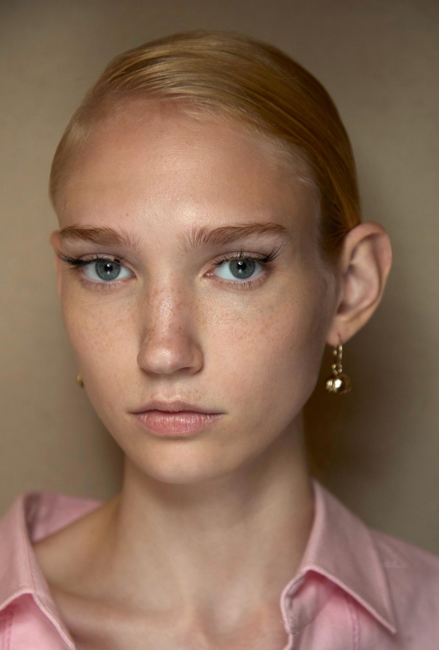 هل يمكن أن يؤدي المكياج أثناء الرياضة إلى مشاكل جلدية؟