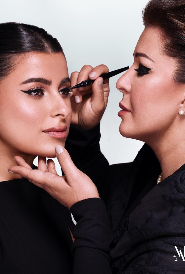 مينا شيخلي صورة من حسابها على انستغرام