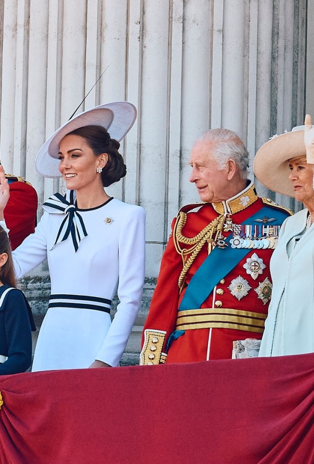 استبعاد هاري وميغان من اجتماع بالمورال والملك يرفض الرد على اتصالات نجله