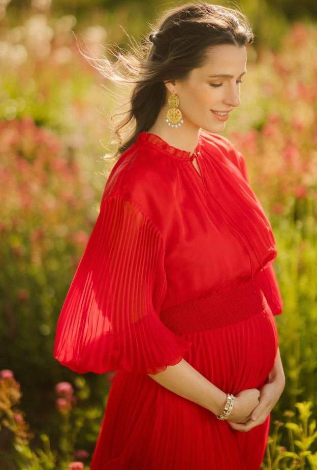 الأميرة رجوة والأمير الحسين