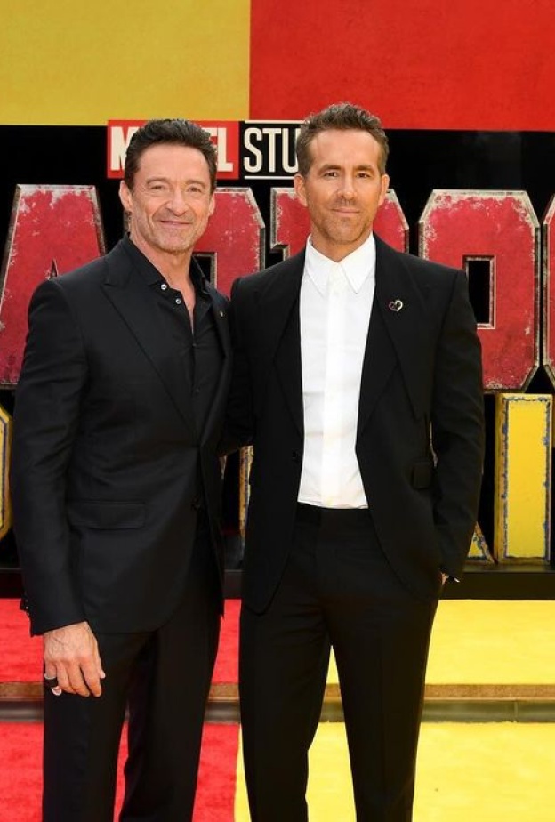 هيو جاكمان ورايان رينولدز