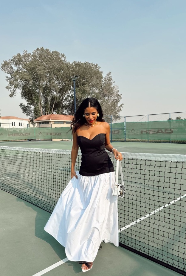 صيحة فساتين الخصر المنخفض