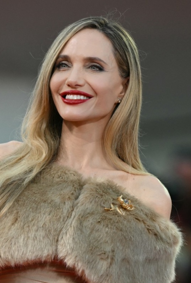 أنجلينا جولي