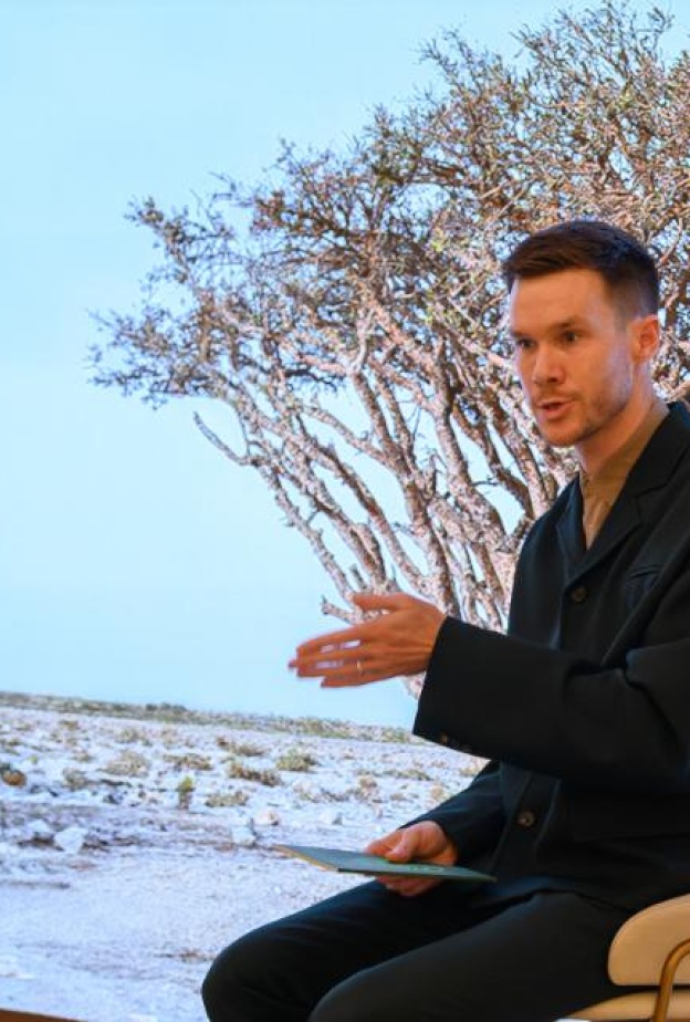 أمواج تُقدم زيت اللبان العُماني من وادي دوكة ضمن أسبوع هارودز للعطور في لندن