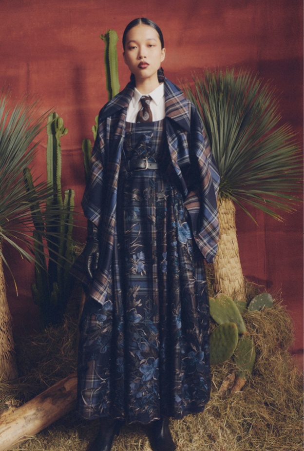 مجموعات موسم ما قبل الخريف جرأة عصرية