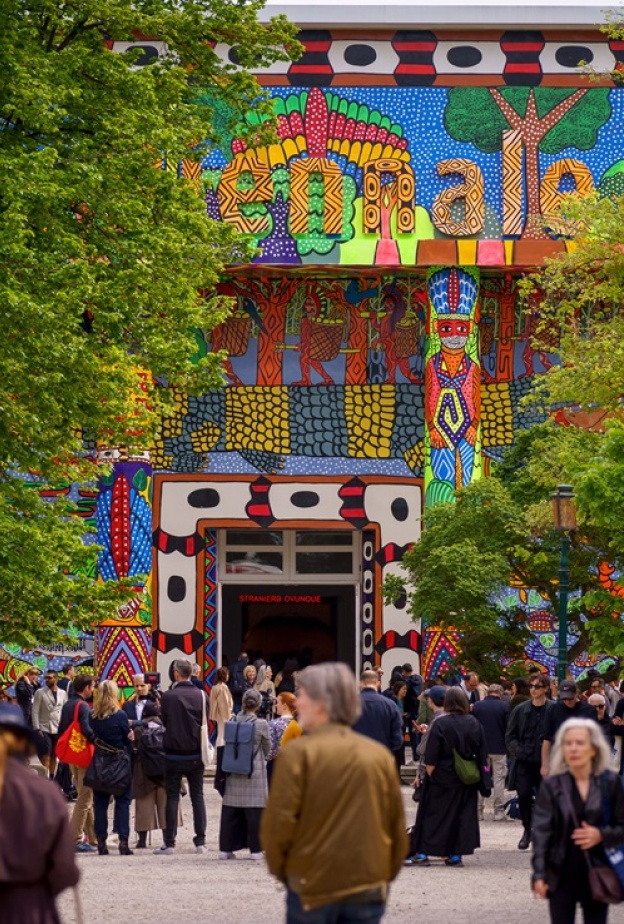 الصورة من La Biennale Venice