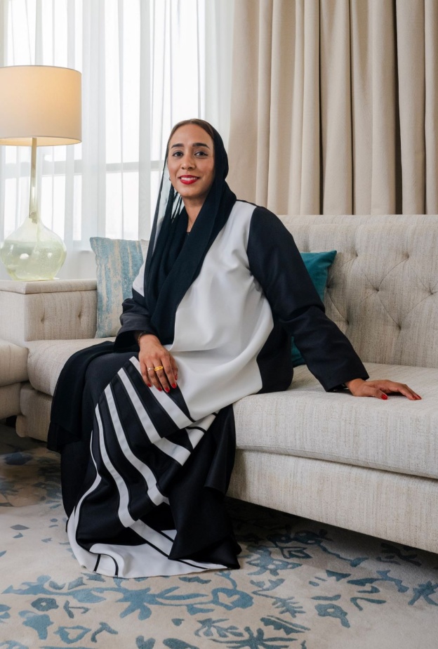 في يوم المرأة الإماراتية "هي" تلتقي رائدات متميزات.. عايدة البوسعيدي: نحن لا نروّج لدبي فقط بل نمثّلها ونحاكي تطورها المستمر