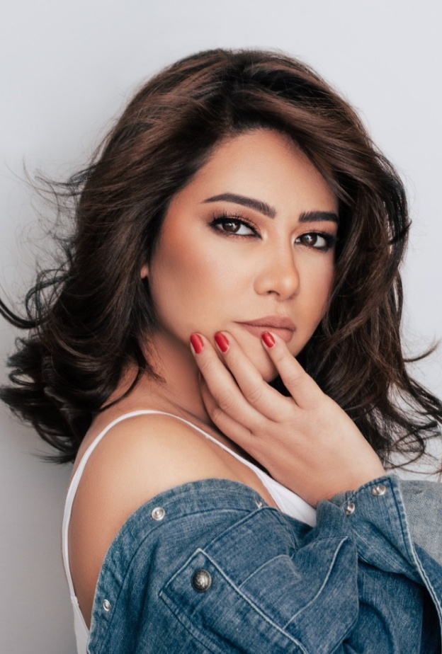 تفاصيل مكياج شيرين عبد الوهاب بأحدث ظهور لها