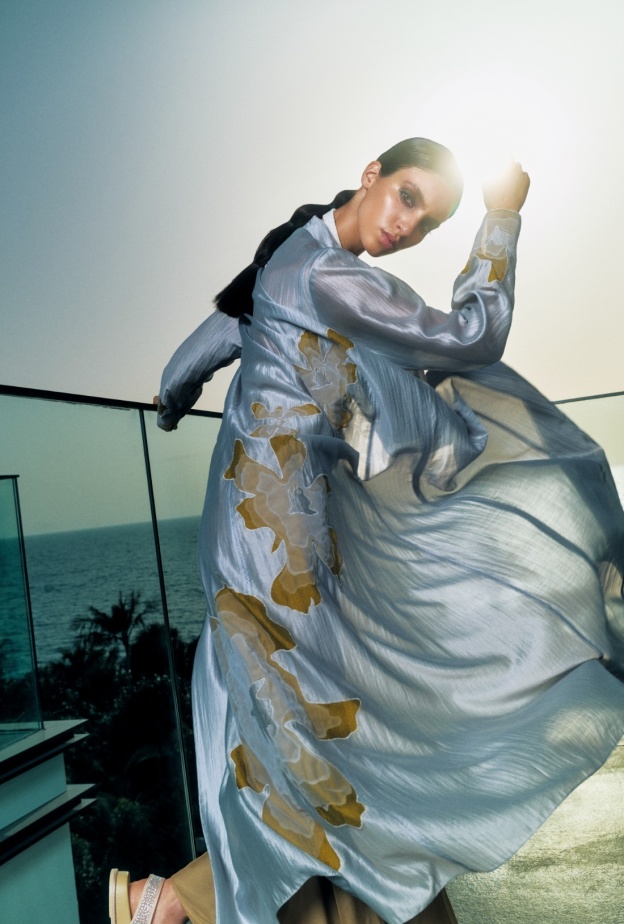 إنجازات المرأة الإماراتية ودور علامات Hashimi، Mauzan، وSalfa في دعمها