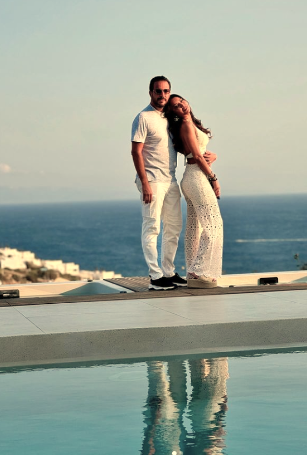 وليد عواضة احتفل رومانسيا بعيد ميلاد زوجته الفنانة أمل بوشوشة