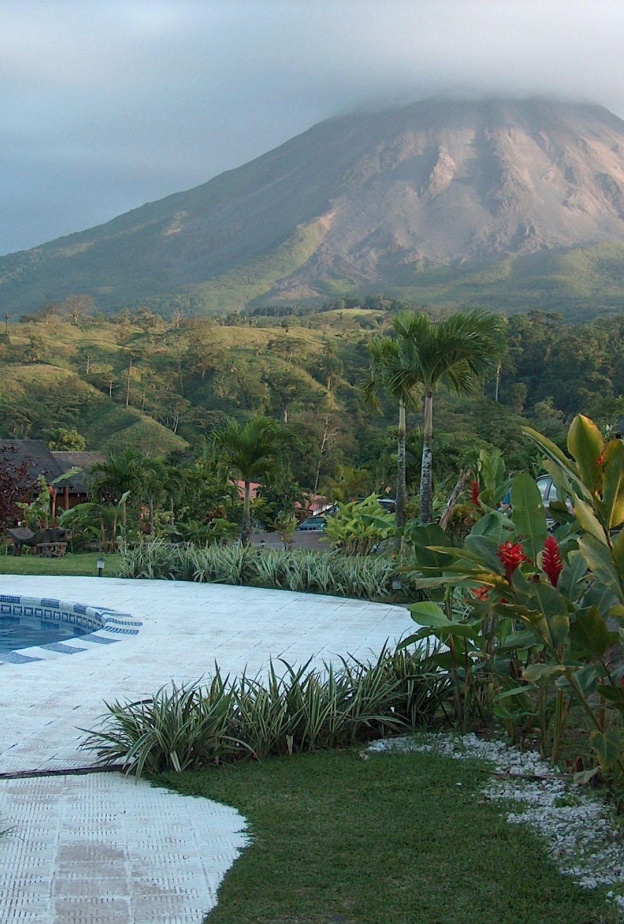 بركان في كوستاريكا