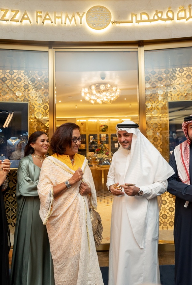 افتتاح بوتيك عزة فهمي في الرياض