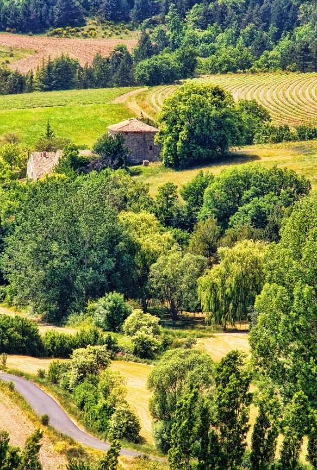 السياحة في بروفانس الفرنسية تجربة مفعمة بالاسترخاء بواسطة schaerfsystem 