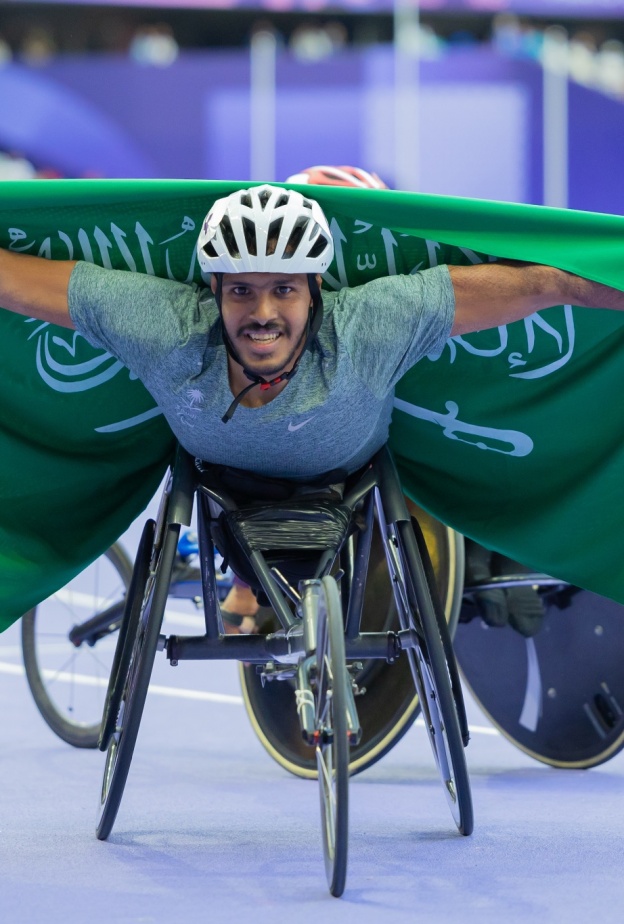 الذهب للقرشي.. بطل المملكة ينتزع ميدالية تاريخية في بارالمبية باريس 2024
