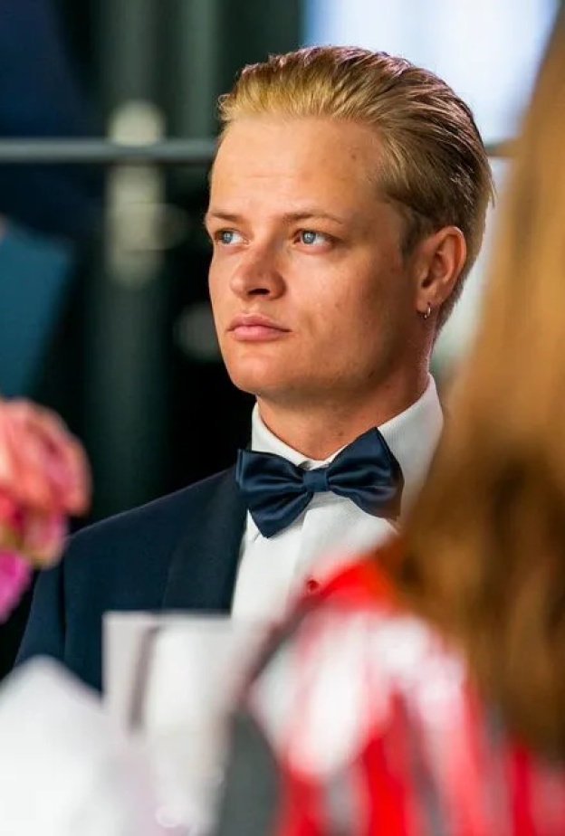 سرقة مقتنيات ثمينة من قصر ولي عهد النرويج عقب حفلة جامحة