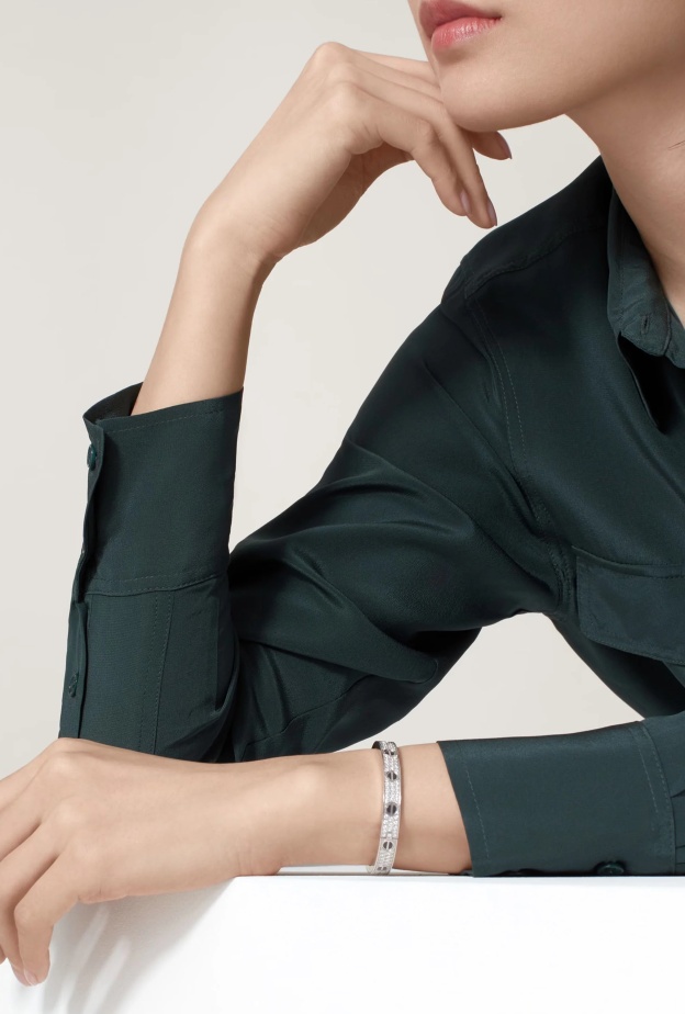 سوار Cartier LOVE من كارتييه Cartier