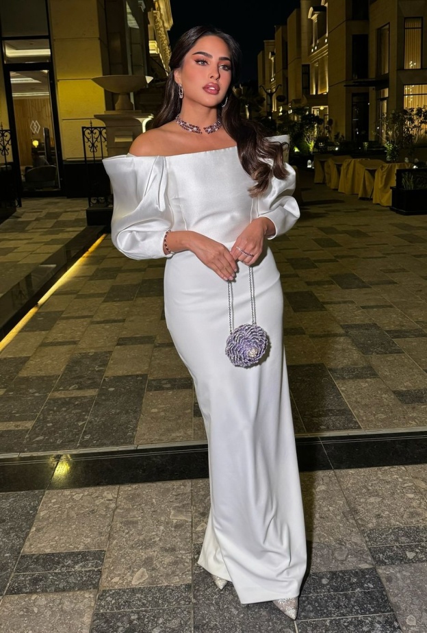 فوز الفهد بتصاميم مجوهرات مُذهلة في حفل إطلاق عطر جورجينا رودريغيز