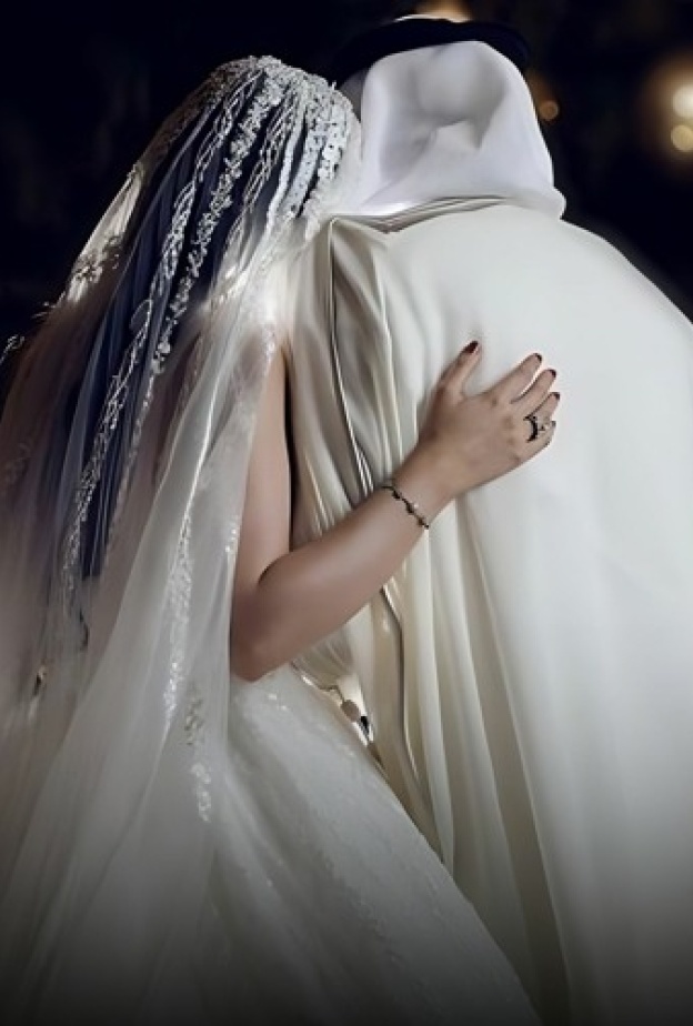 قدم النجوم السعوديون أجمل الأغاني للعروس