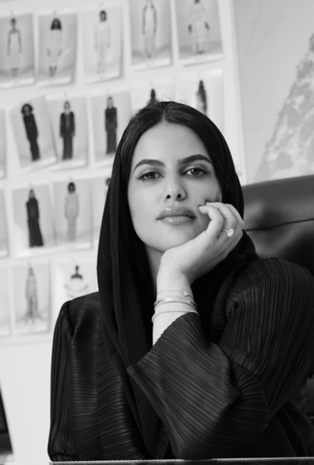 عصر الموضة الجديد.. كوثر الهريش لـ"هي": الأهداف الطموحة للمملكة خلقت بيئة ملائمة لازدهار صناعة الأزياء