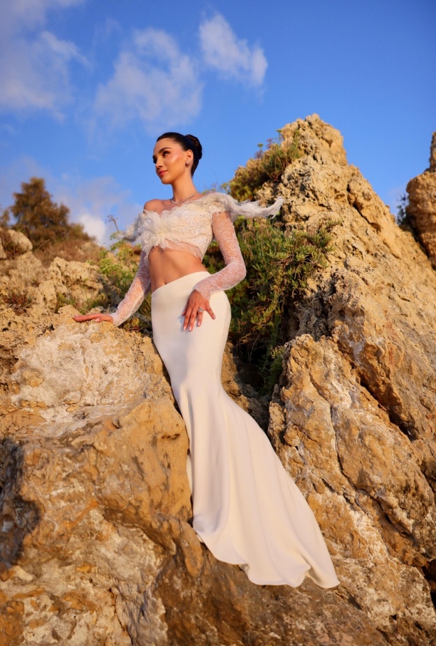 خاص "هي"... عشية زواجها ملكة جمال لبنان ساندي تابت تكشف تفاصيل حصرية عن حفل زفافها 