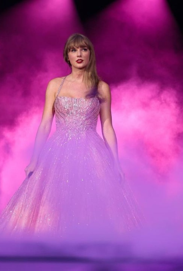 تايلور سويفت