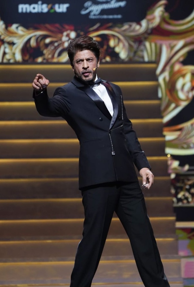 شاروخان في  حفل IIFA