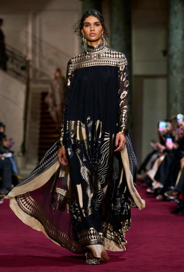 إطلالة من Zimmermann