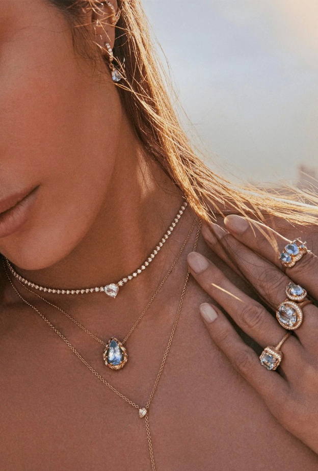 مجوهرات من دار Logan Hollowell Jewelry