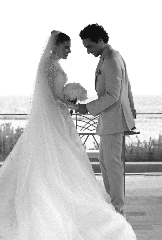 سينتيا صاموئيل نشرت مجموعة من الصور لها مع زوجها ادم بكري احتفالا بذكرى زواجها