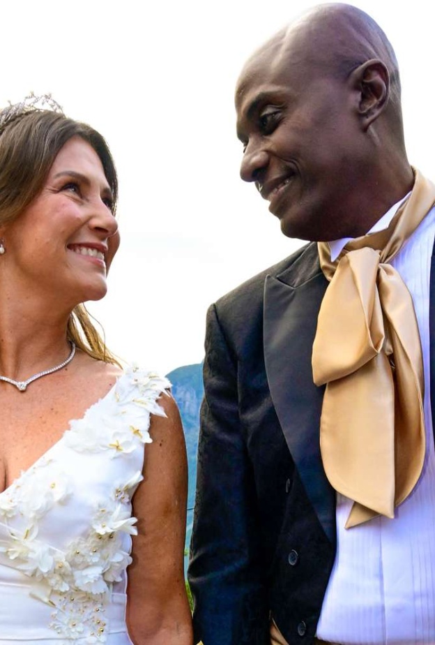 حفل زفاف مثير للجدل لأميرة النرويج من مرشد روحاني أمريكي