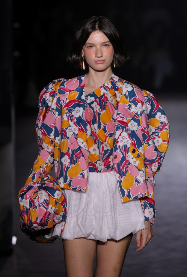 عمليات تجميلية لعلاج ترهلات الفخذين وشدّها