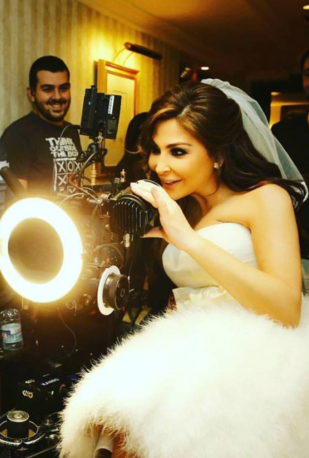 قدمت الفنانة اليسا اغاني رومانسية كثيرة تناسب العروسين
