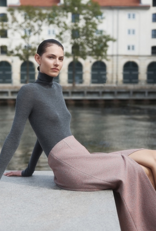 12 STOREEZ تطلق تشكيلة "بزوغ الفجر" من مجموعة خريف/شتاء