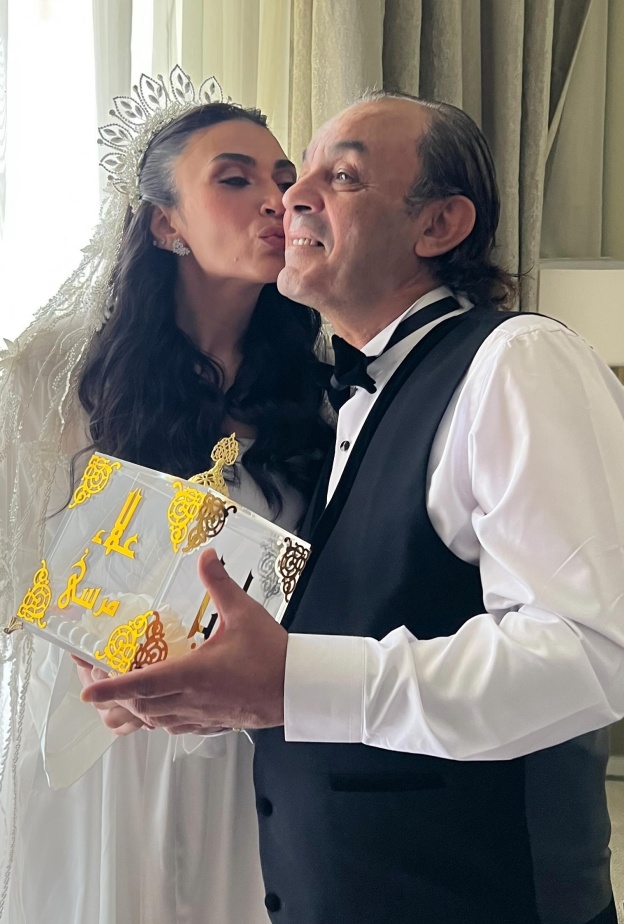 علاء مرسي وابنته