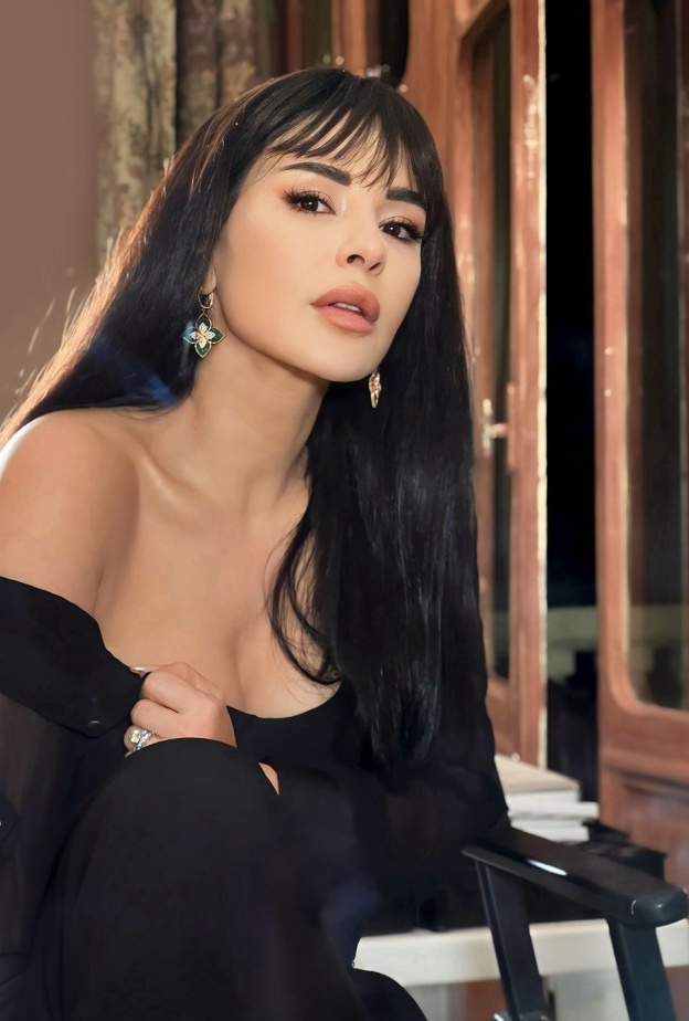 ماغي بو غصن صورة من حسابها على انستغرام