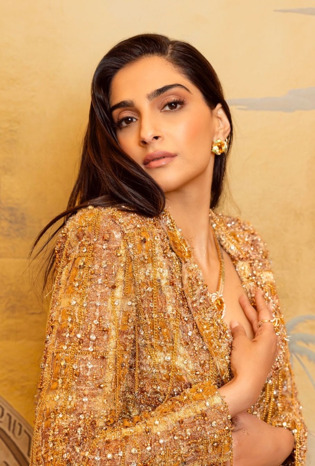 سونام كابور - صورة من انستغرام خبير التجميل namratasoni