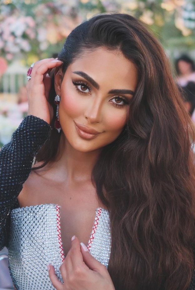 نور الغندور