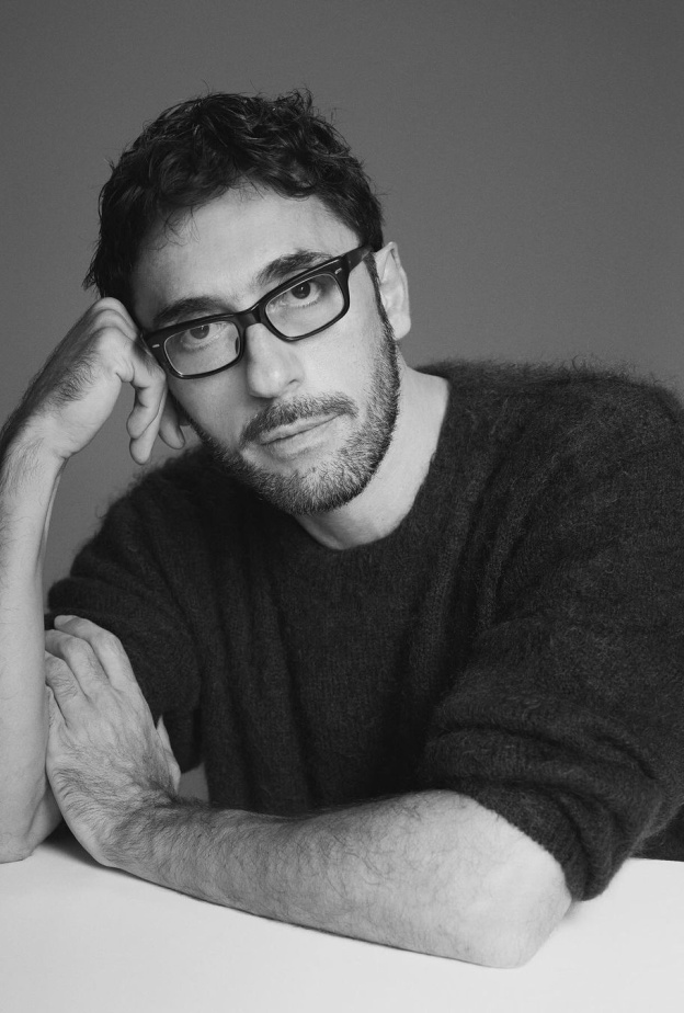 "لورينزو سيرافيني" Lorenzo Serafini 