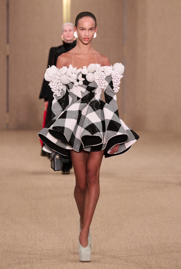 الكشكش بطبقات لم يسبق لها مثيل في الخريف