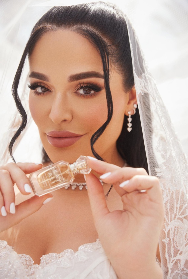 منى قطان تكشف عن مجموعة محدودة الإصدار من عطور كايالي: مجموعة The Wedding المستوحاة من زفافها