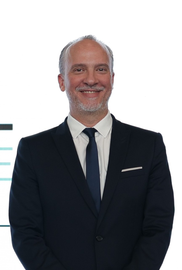 المدير الإداري لشركة "لوريال الشرق الأوسط" لوران دوفييه