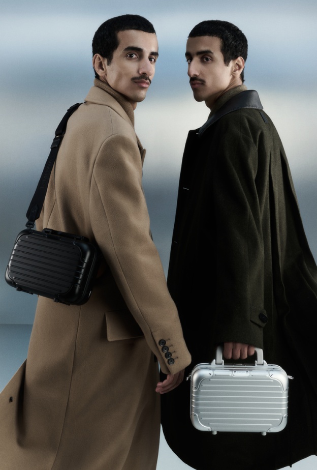 جلسة تصويرية خاصة بدار Rimowa بعنوان "The Originality of Rimowa’s Original Bag"